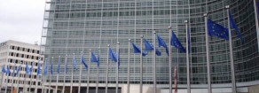 Più tempo per ridurre il deficit