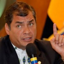 Ecuador, Correa rieletto presidente: “Avanti con la Revolucion”