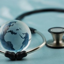 Sanità, 2 milioni di anziani tagliano i farmaci