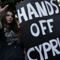 A Cipro scoppia la rivolta