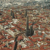 Il Pd, la Curia e la scuola privata. Perché il referendum di Bologna riguarda l’Italia