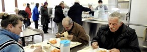 Allarme povertà per le famiglie italiane