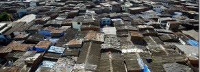 La crisi morde e le famiglie stringono ancora la cinghia