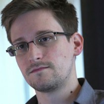 Snowden «rifugiato» a Mosca Gli Usa attaccano Russia e Cina