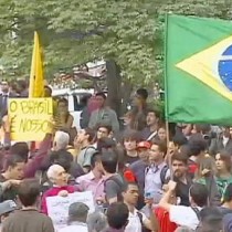 La protesta vince e non si ferma