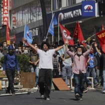 Battaglia per il parco Gezi, Erdogan grida al «complotto»