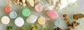 Droghe: calano i consumi. Allerta su azzardo e web