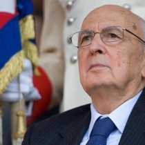 Napolitano “blinda” il governo: “Se cade Letta, contraccolpi irrecuperabili”