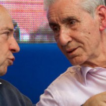 La democrazia non si può sospendere. Nemmeno per un giorno