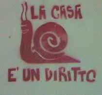 Diritto d’asilo, mentre il governo non fa nulla a Roma si occupa per garantire un tetto ai profughi