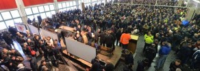 A Genova i lavoratori fermano la privatizzazione e danno il segnale: basta con le privatizzazioni, difendiamo i beni comuni