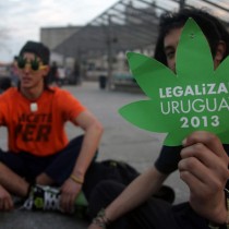 L’Uruguay legalizza la cannabis. Prc: in Italia dobbiamo ancora abolire la Fini-Giovanardi!