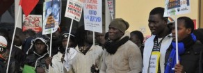 Ricordiamo oggi Modou Samb e Mor Diop, uccisi a Firenze due anni fa. Abolire la Bossi-Fini, costruire fronte antirazzista