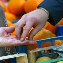 Ferrero (Prc): Crollo redditi famiglie è causato da austerità che Renzi vuole continuare