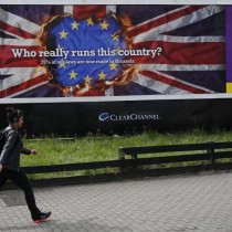 Europa «contro i popoli» e i populismi vincono