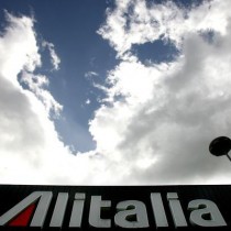 Alitalia, Usb e Cgil vanno al confronto con i lavoratori. Filt: “Ecco i veri numeri dei licenziamenti”