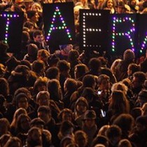 Charlie Hebdo – domani Ferrero (Prc) in piazza Duomo a Milano: «Razzismo e terrorismo sono due facce della stessa medaglia»