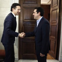 Tsipras: «Con la troika non trattiamo»