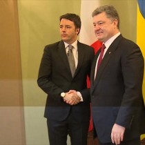 Ucraina, Ferrero: “Renzi sepolcro imbiancato. Appoggio a oligarca Poroshenko e al suo governo coi nazisti fomenta la guerra”