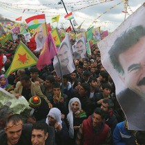 L’Europa piange i bambini kurdi di Kobane morti scappando dalla guerra ma non dice nulla a Erdogan che li bombarda