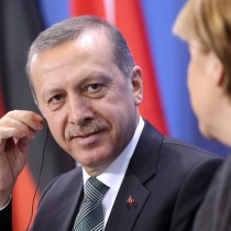 Demirtas: la mossa di Erdogan è anti-costituzionale e autoritaria