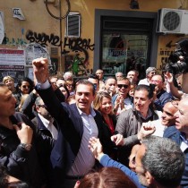 Vedi Napoli e poi muori! Della ragione populista tradotta in Italia