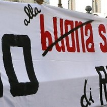 Scuola, Forenza: “Totale solidarietà con le proteste dei docenti per i trasferimenti: la buona scuola colpisce ancora, soprattutto al Sud”