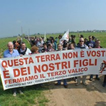 No Tav terzo valico, stiamo con chi dice no a grandi opere inutili, solidarietà ai manifestanti a processo