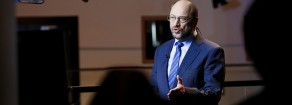 Schulz, Forenza: «Bene che non si ricandidi. Non è stato dalla parte dei popoli europei»