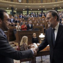 La confessione di Sánchez. Sul sostegno del PSOE al governo Rajoy in Spagna