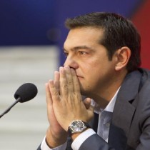 L’Europa… tedesca minaccia Tsipras perché ha ripristinato la 13esima!