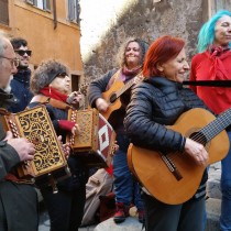 Ospitare il circolo Gianni Bosio non è semplice solidarietà. Partono i primi corsi nella sede PRC di Via Boiardo