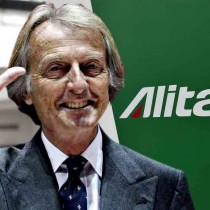 Alitalia: governi e manager si sono mangiati la compagnia e ora se la prendono con lavoratori