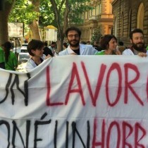 #Ricercaèfuturo: Investiamo sui ricercatori  Rifondazione a sostegno della petizione contro il precariato universitario