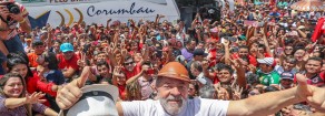 La carovana di Lula in Minas Gerais