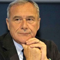 Grasso dice sì a governo di scopo con FI e Pd. Acerbo: «Gli elettori ora lo sanno! Che legge elettorale vorrebbe fare?»