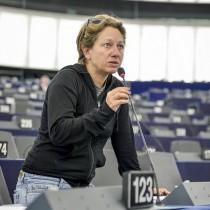 Approvato nelle Commissioni Commercio Internazionale e Diritti delle Donne del Parlamento Europeo il Rapporto “Uguaglianza di genere negli accordi commerciali delle UE”