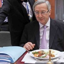 Juncker tifa per governo larghe intese Pd-Berlusconi. Diamogli un dispiacere, Potere al popolo!