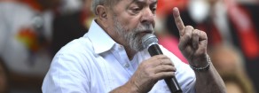 Una canzone di solidarietà a Lula