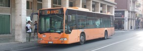 Biglietti bus Pisa: un insopportabile aumento che ostacola l’utilizzo dei mezzi pubblici