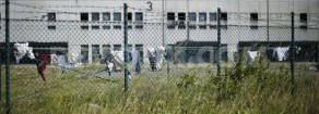 Dal mega centro alla deportazione, ecco la “pacchia” del Viminale