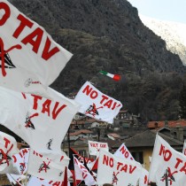 Tav, analisi costi-benefici conferma quanto sostiene movimento No Tav. Ora basta tira e molla