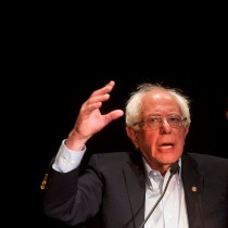 Slavoj Zizek: La verità è che molti “moderati” democratici preferiscono Trump a Sanders nella corsa alla Casa Bianca del 2020