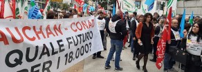 Rifondazione, sciopero Conad-Auchan: “prima le persone poi le cose?”