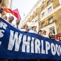 Rifondazione Comunista sostiene sciopero metalmeccanici 31 ottobre. Dalla lotta Whirpool un segnale positivo