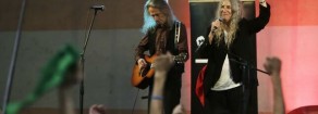 La compagna Patti Smith ai manifestanti in Cile: “Sono con voi”