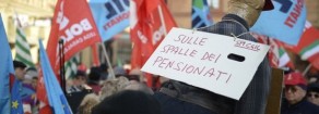Le pensioni di nonni e genitori rendono sostenibile il precariato di figli e nipoti