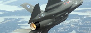 Il momento è adesso: Guerra. La portaerei Cavour è pronta a recarsi negli Stati Uniti a caricare gli F35. Fermiamola