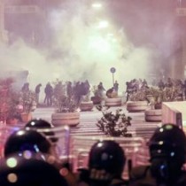 Sui fatti di Napoli del 23 ottobre. Con una modesta proposta di lavoro.