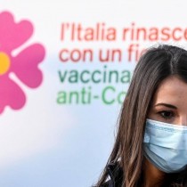 Rifondazione Comunista Solidarietà all’infermiera Claudia Alivernini, basta con il negazionismo